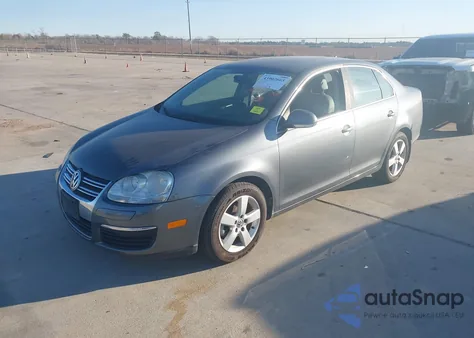 2009 Volkswagen Jetta Se/Sel from USA, damaged, VIN 3VWRM71K39M020335